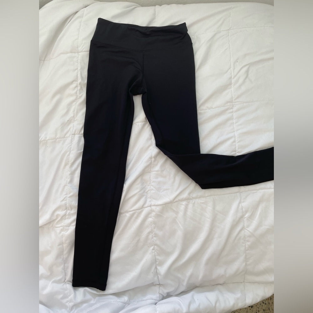 Black Fleece Lines Leggings